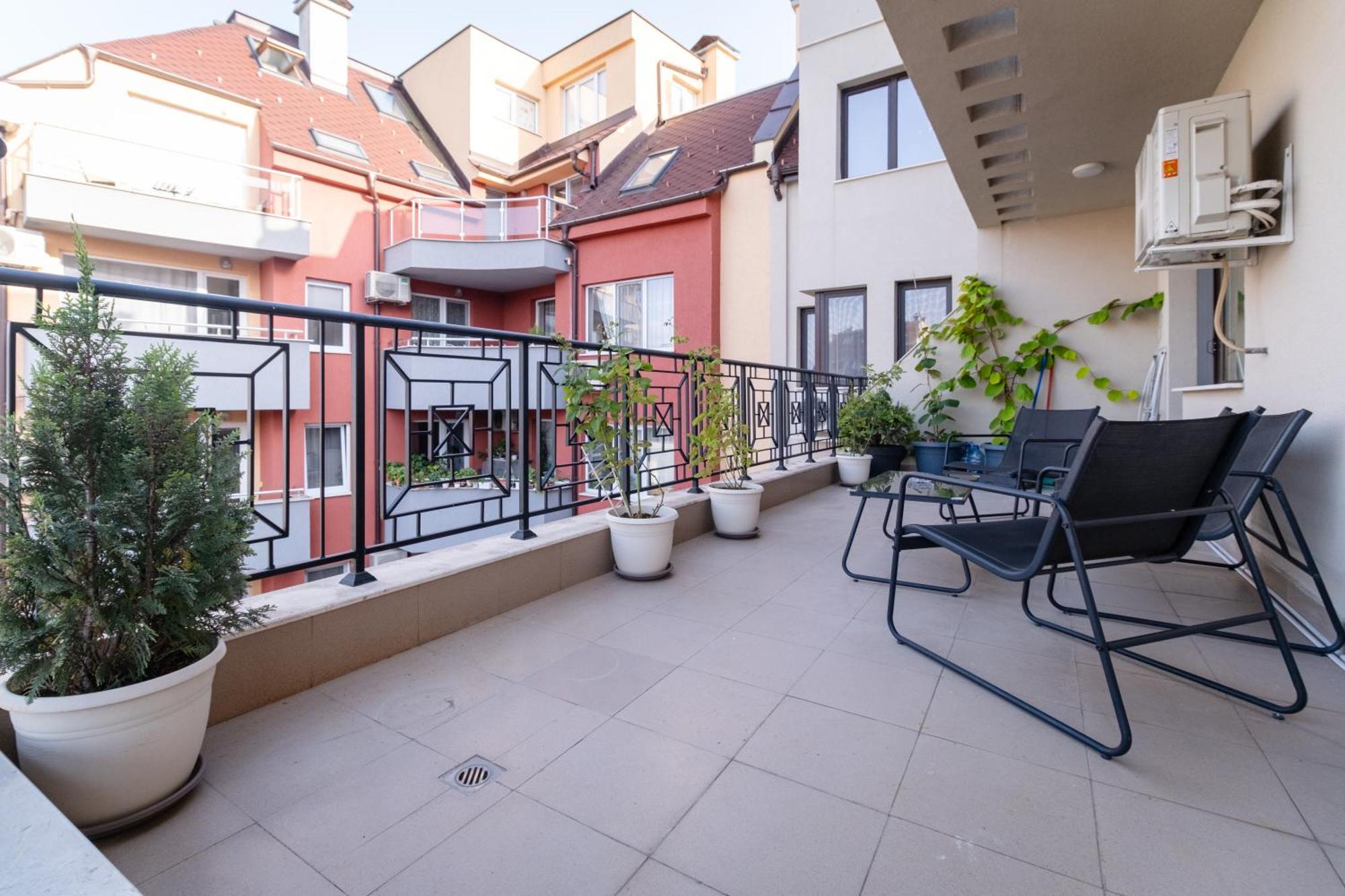 1-Bedroom Apartment With Free Private Parking Plovdiv Luaran gambar